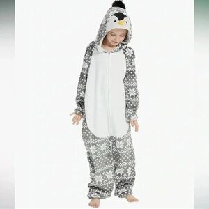 Penguin Snowflake Onesie by ABENCA
Girls Pajamas Plush Sleepwear Size 10
